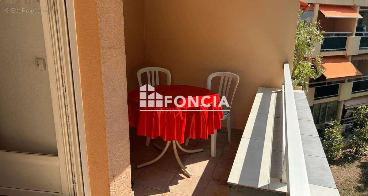 Appartement à BORMES-LES-MIMOSAS