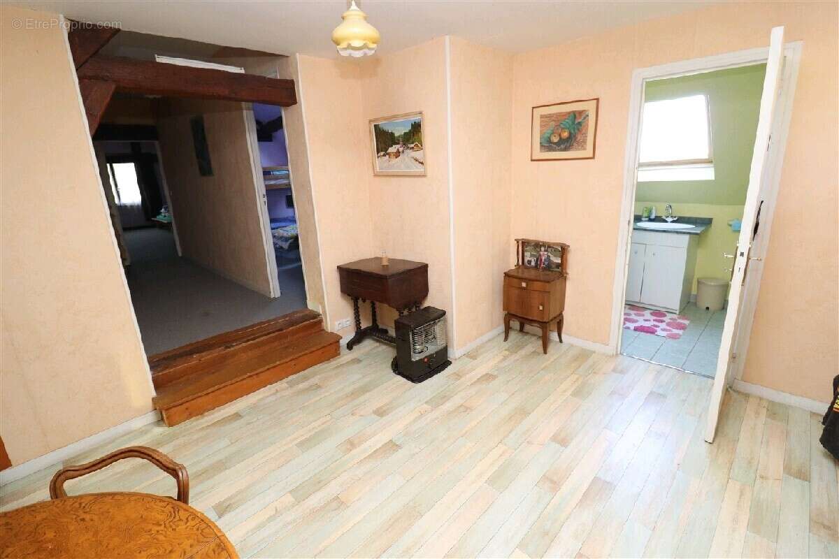 Maison à LONGNY-AU-PERCHE