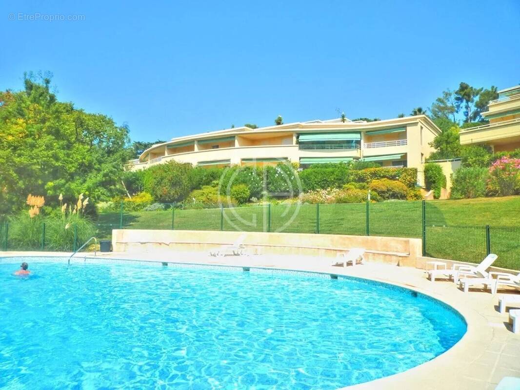 Appartement à MANDELIEU-LA-NAPOULE