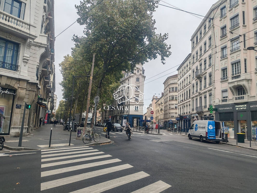 Autre à LYON-7E
