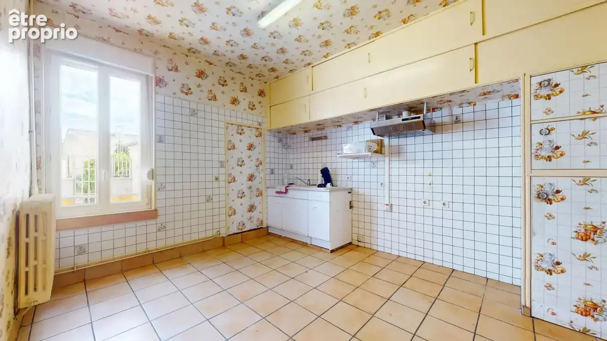 A vendre - maison à reims avec 3 chambres et beau jardin - photo 2