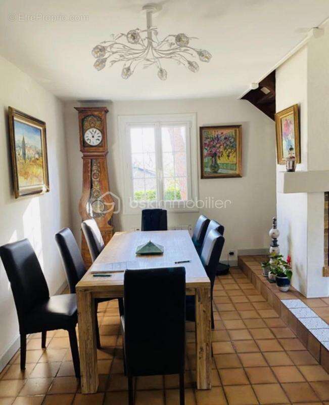 Maison à PREIGNAN