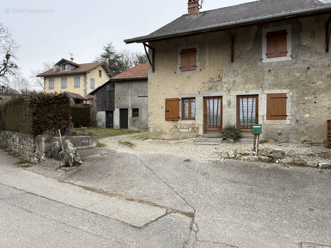 Maison à CERNEX