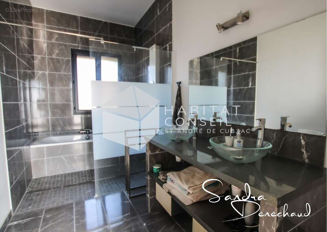 Maison à SAINT-ANDRE-DE-CUBZAC