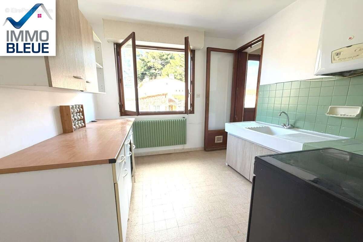 Appartement à CARRY-LE-ROUET