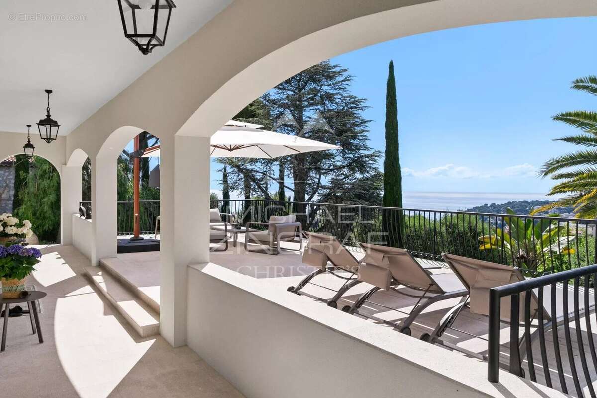 Maison à ROQUEBRUNE-CAP-MARTIN