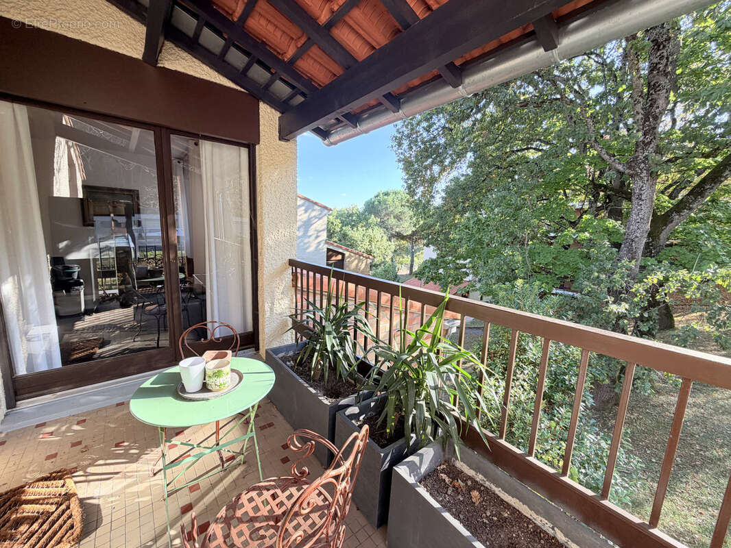 Appartement à RAMONVILLE-SAINT-AGNE