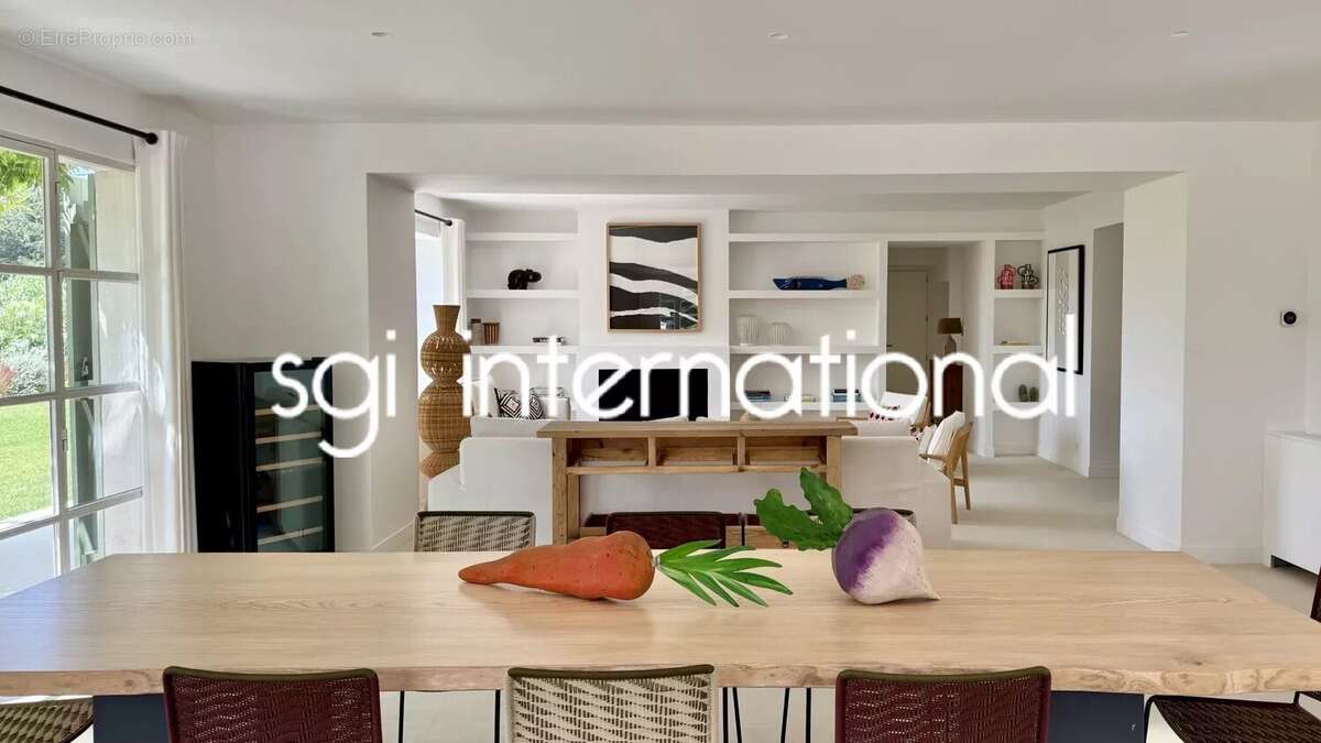 Maison à RAMATUELLE