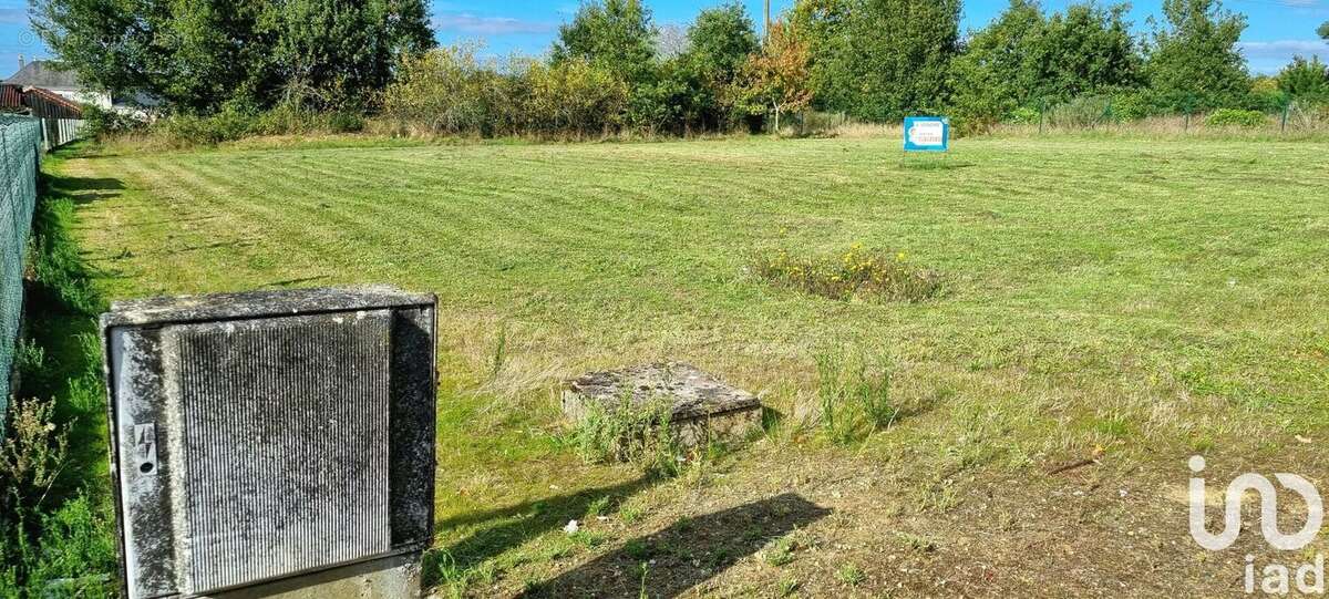 Photo 2 - Terrain à BRAYE-SOUS-FAYE