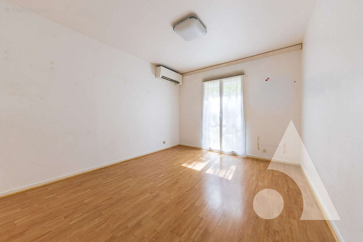 Appartement à LISSES