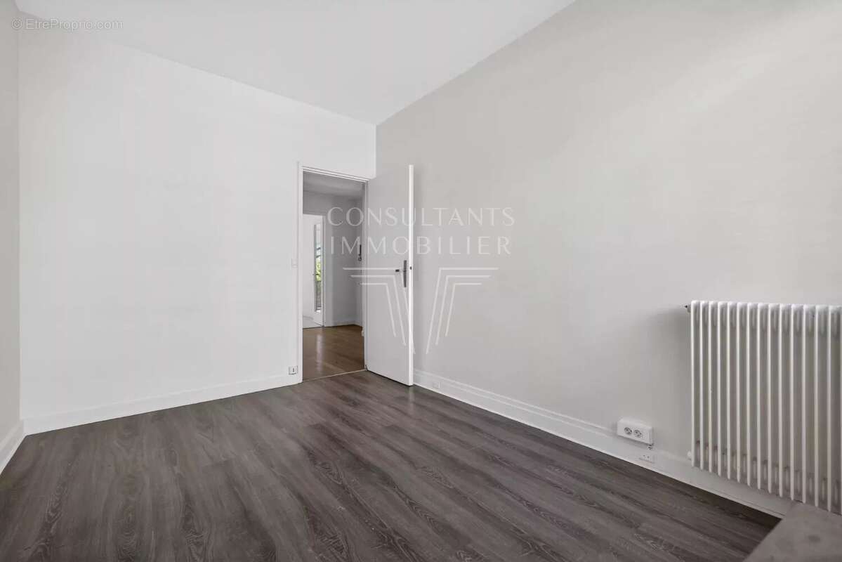 Appartement à LEVALLOIS-PERRET