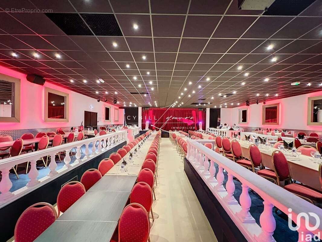 Photo 3 - Commerce à VITOT