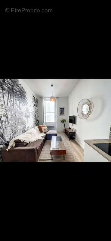 Appartement à MARSEILLE-1E