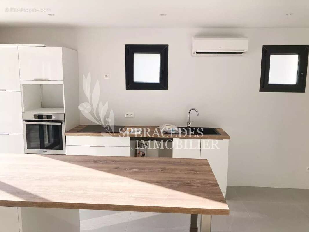 Appartement à SPERACEDES