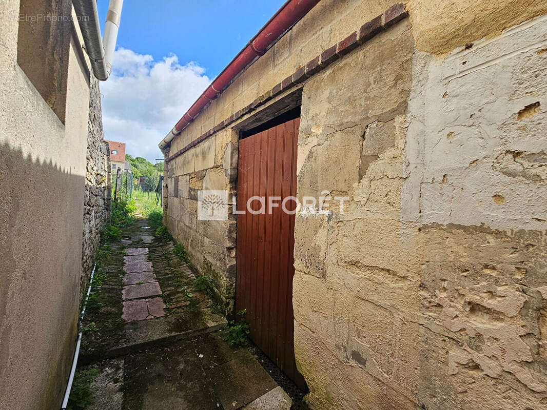 Maison Bury 4 pièce(s) 75 m2 - photo 10