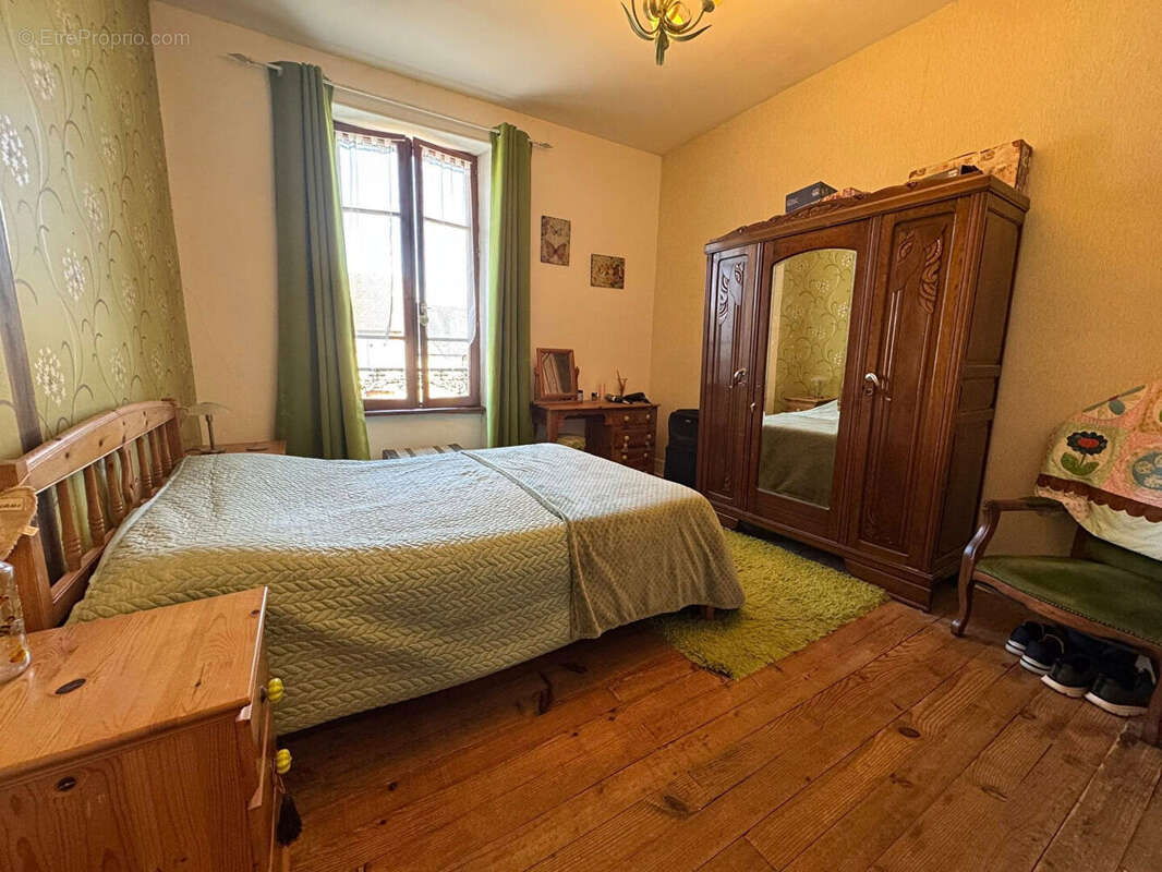 HAUTE VIENNE - Ancien bureau de poste ? Charmante maison familiale de 3 chambres - photo 9