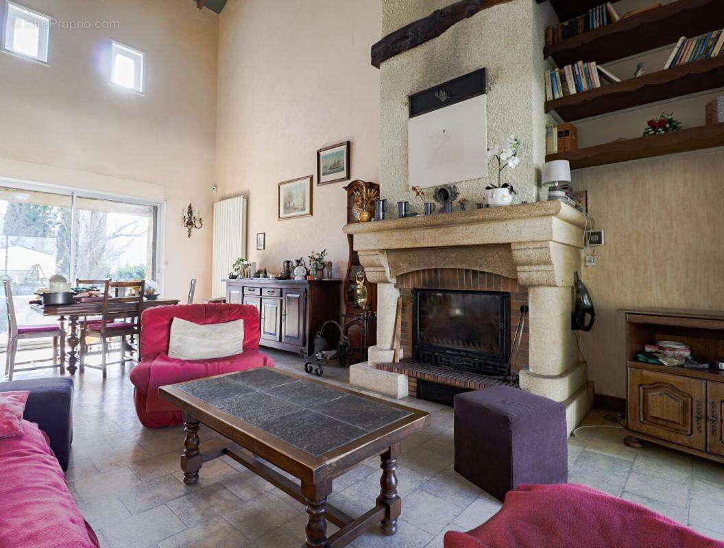 Maison à AUSSILLON