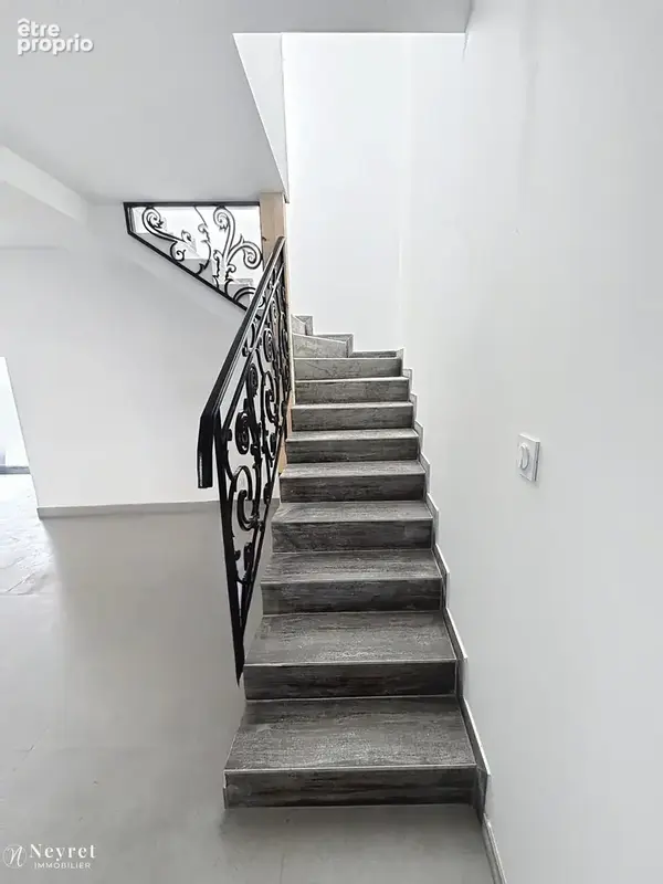 FRANCHEVILLE LE HAUT - Duplex de 74M2 avec 2 terrasses - 2 chambres - photo 5