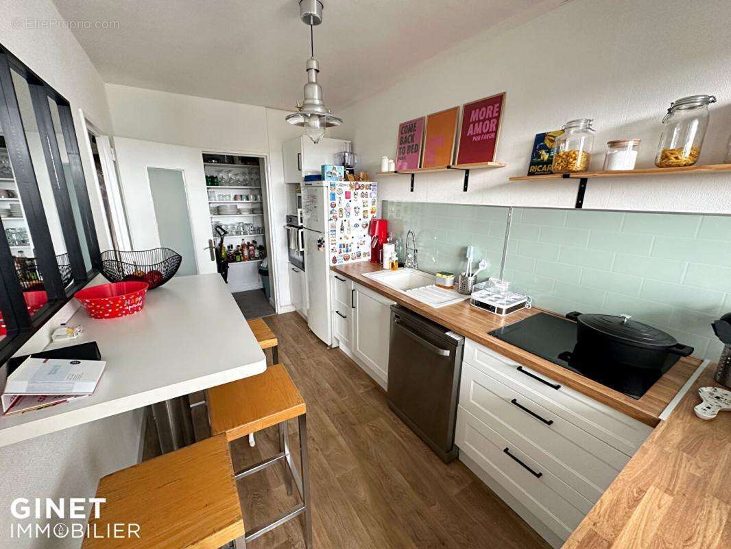 Appartement à RIORGES