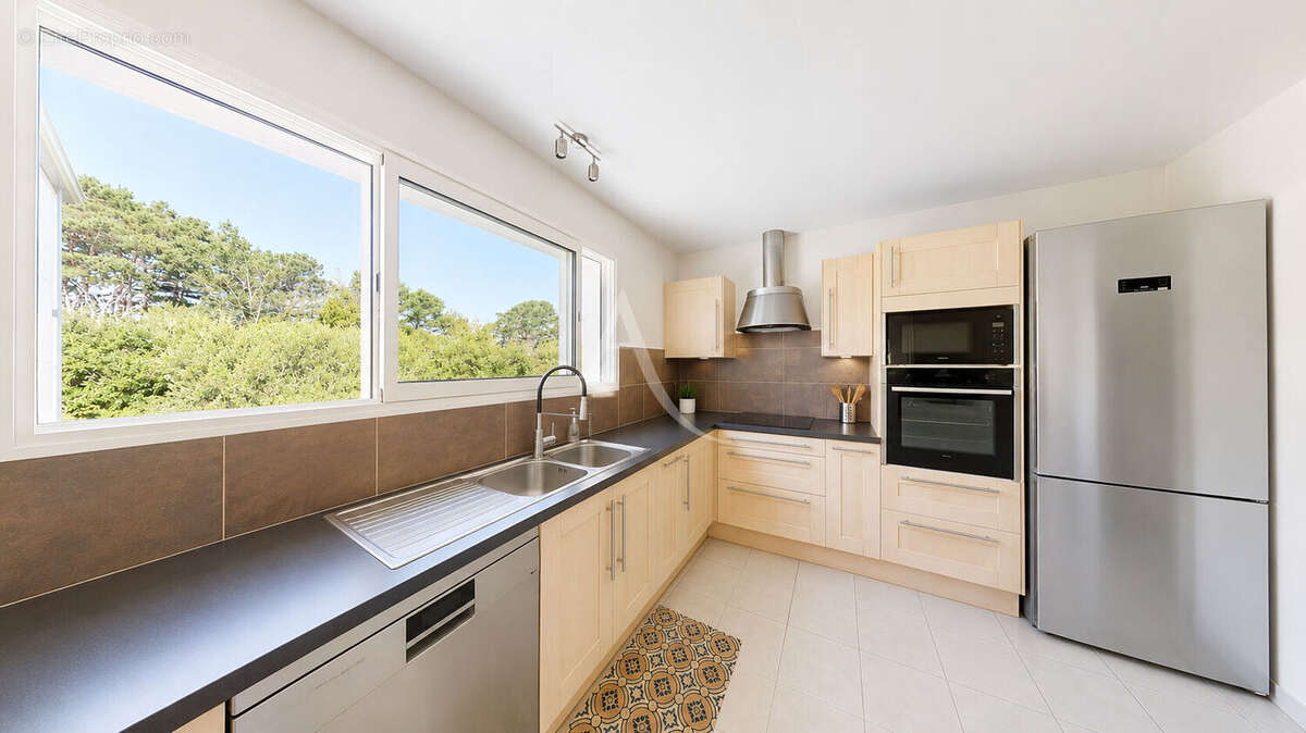 Maison Les Sables D Olonne 5 pièce(s) 109 m2 - photo 4
