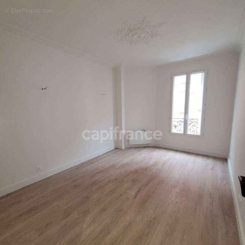 Appartement à CLICHY
