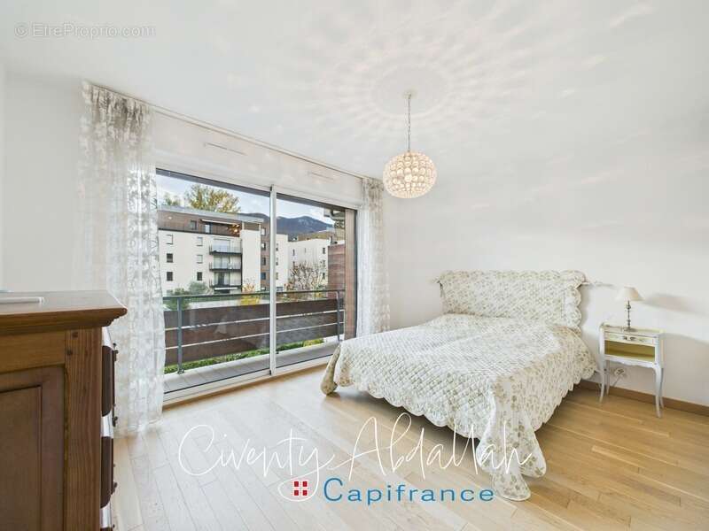 Appartement à AIX-LES-BAINS