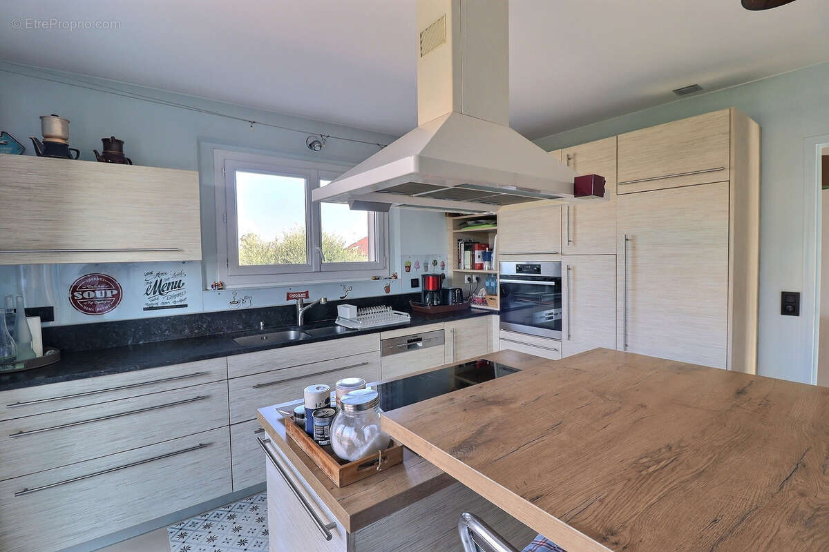 Maison à ANTHY-SUR-LEMAN