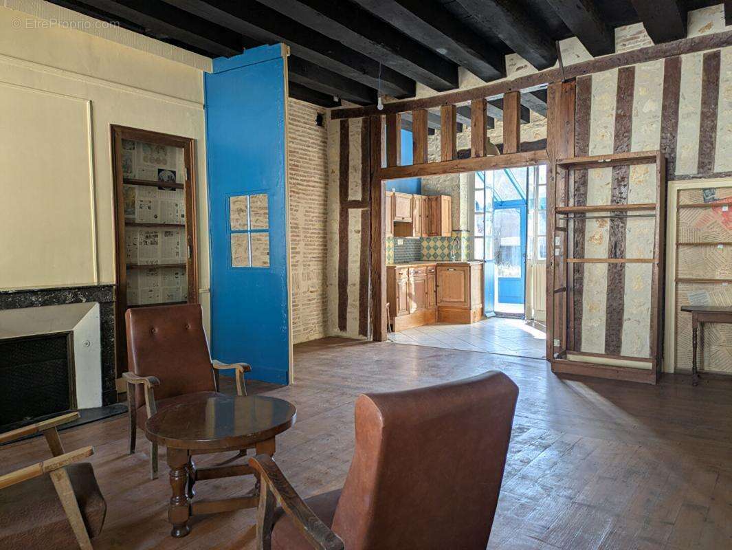 Appartement à LA CHARITE-SUR-LOIRE