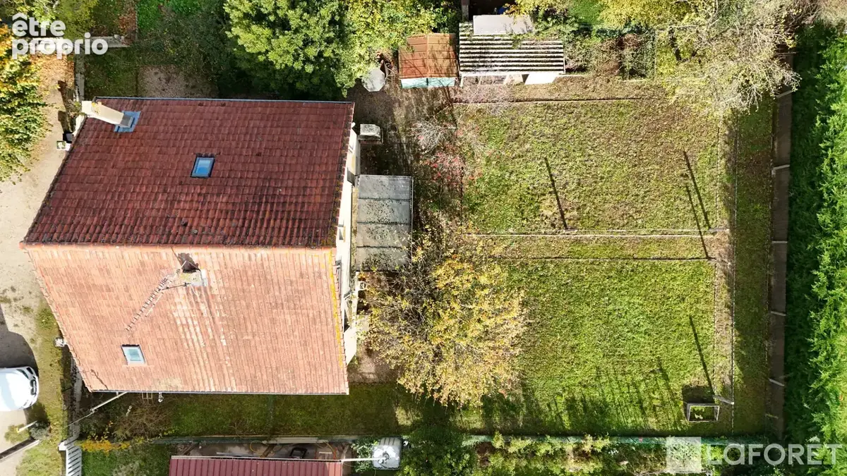 YZEURE - Maison de 6 pièces quartier des Cladets - photo 5