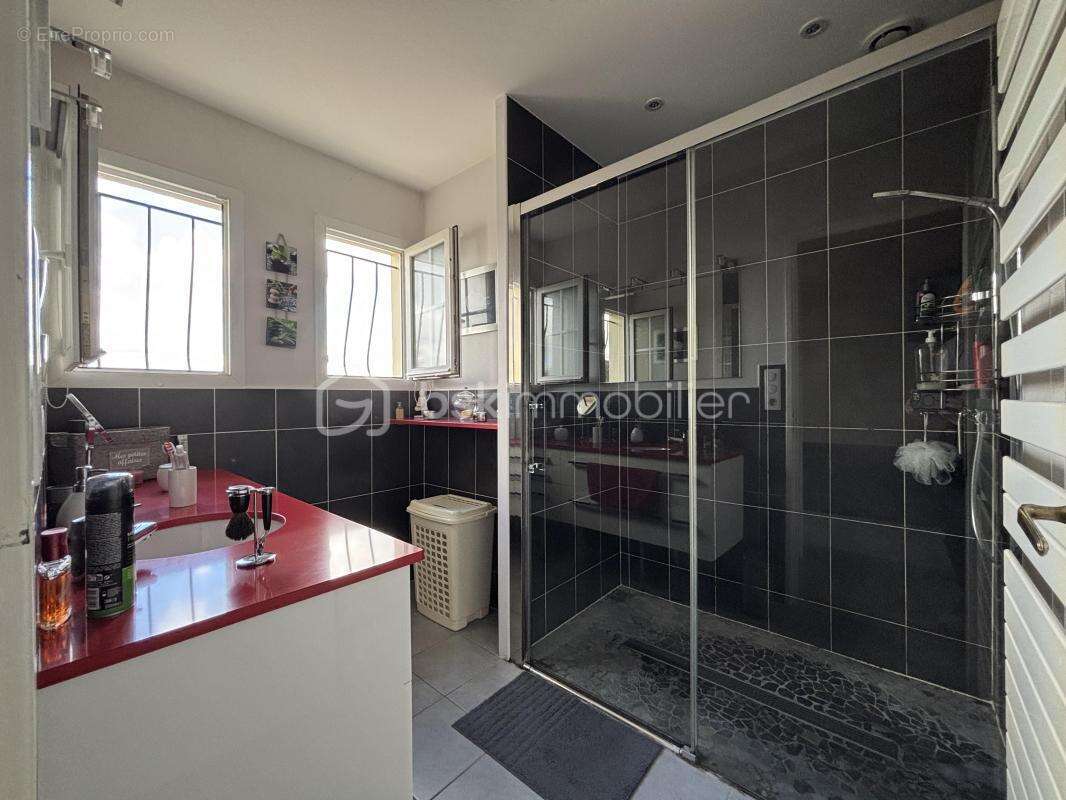 Maison à DANGE-SAINT-ROMAIN