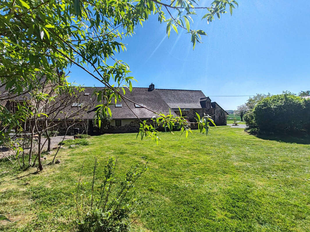 Maison à RETIERS