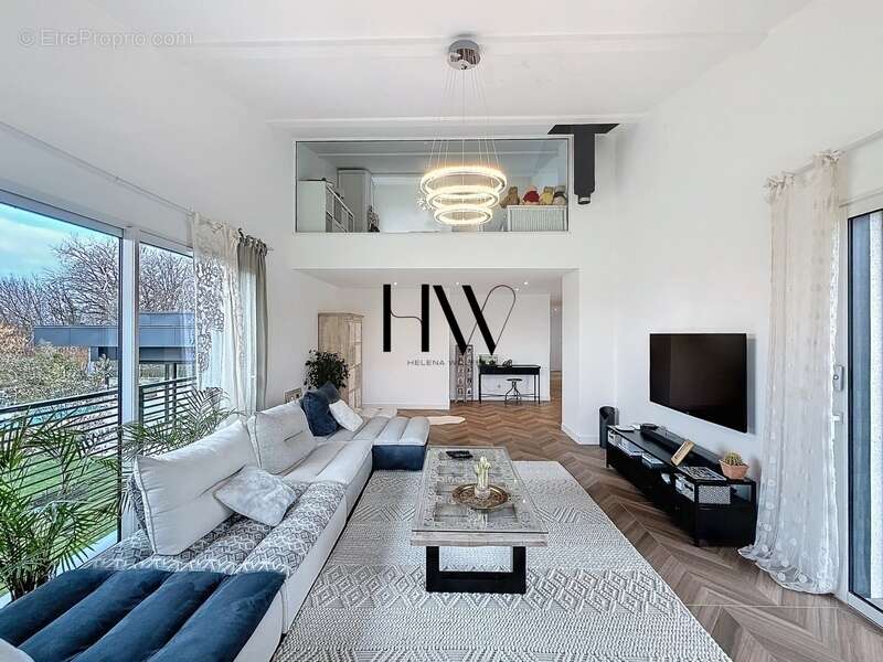 Appartement à ANTHY-SUR-LEMAN