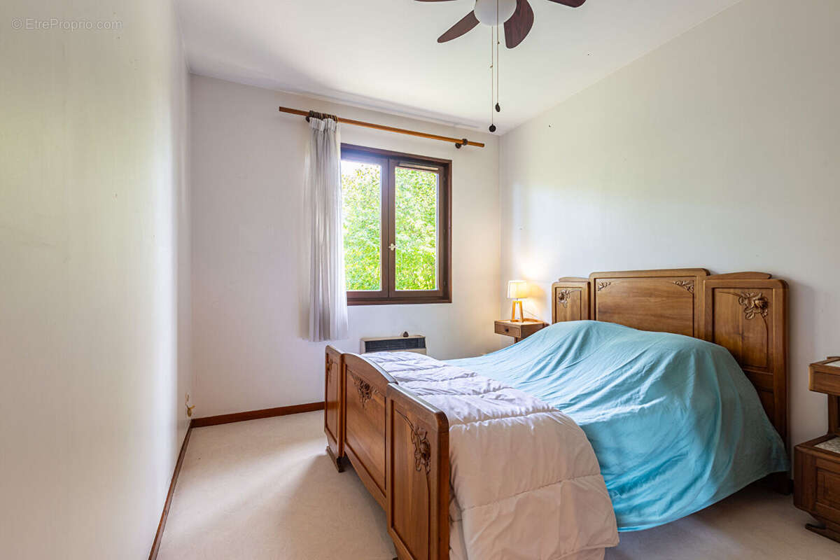 Agence immobiliere laforet - "cerisier"  - annecy / seynod - maison plain pied 93,41m2 - sous-sol complet - photo 8