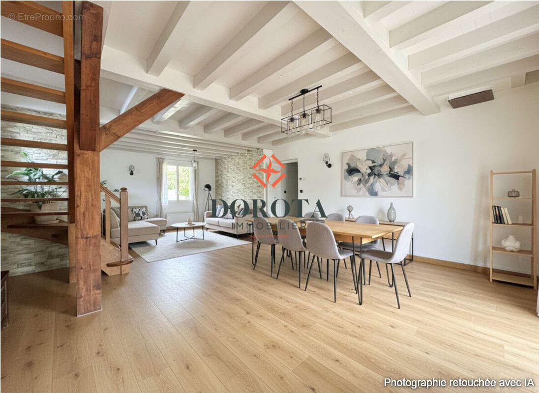 Maison 240 m² à La Buissiere  - photo 4