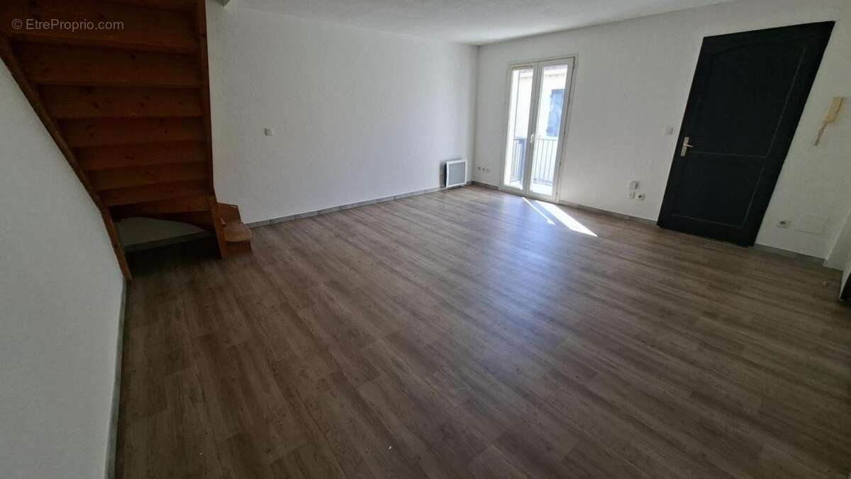 Appartement à SAINT-GENIES-DE-COMOLAS