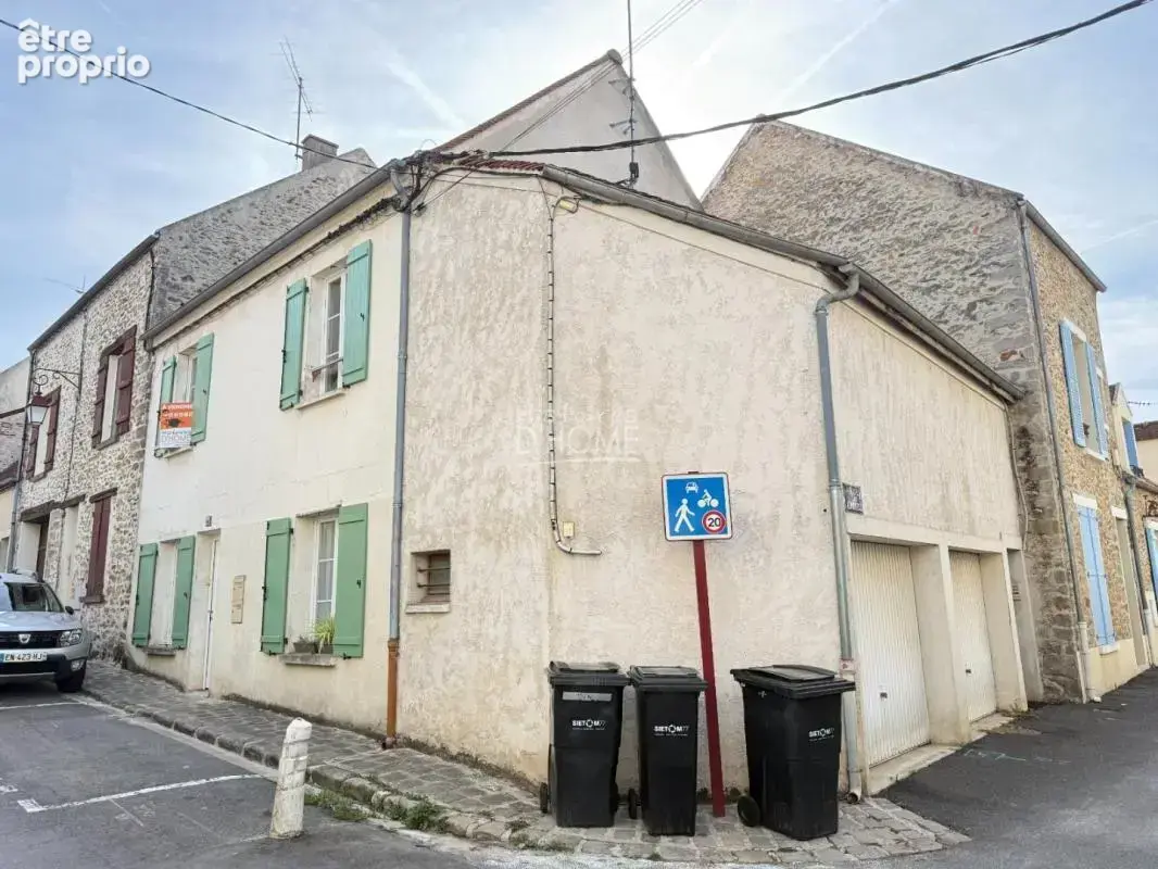 Photo Appartement à Rozay-En-Brie au prix de 299 000€