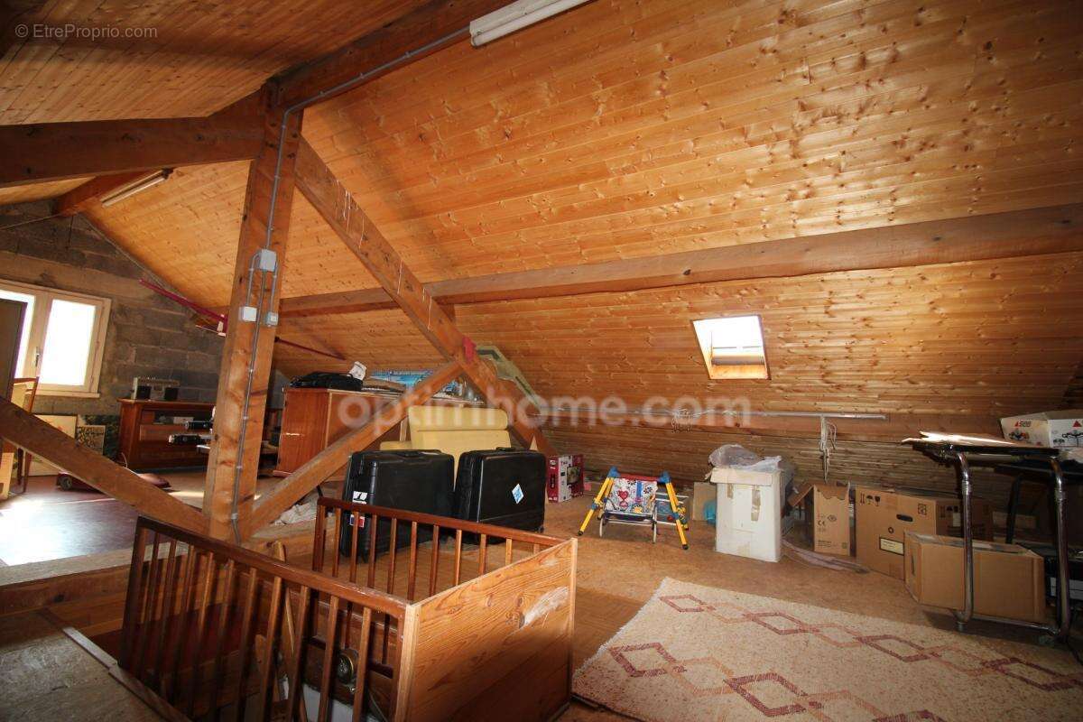 Maison à vendre 6 pièces BAGNERES DE BIGORRE (65) - photo 8