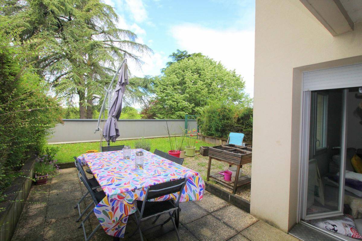 Appartement à RILLIEUX-LA-PAPE