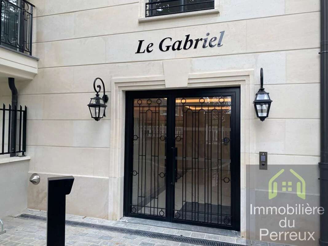 Appartement à LE PERREUX-SUR-MARNE