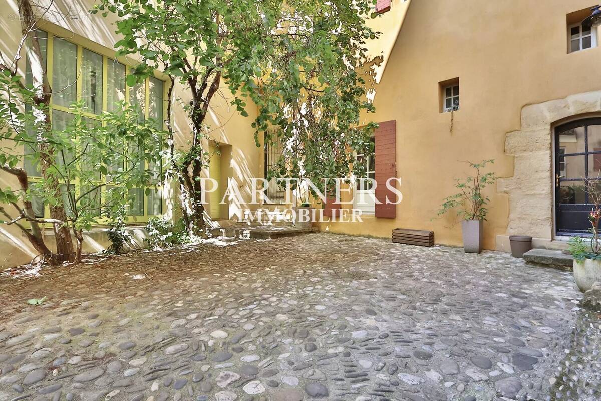 Appartement à AIX-EN-PROVENCE