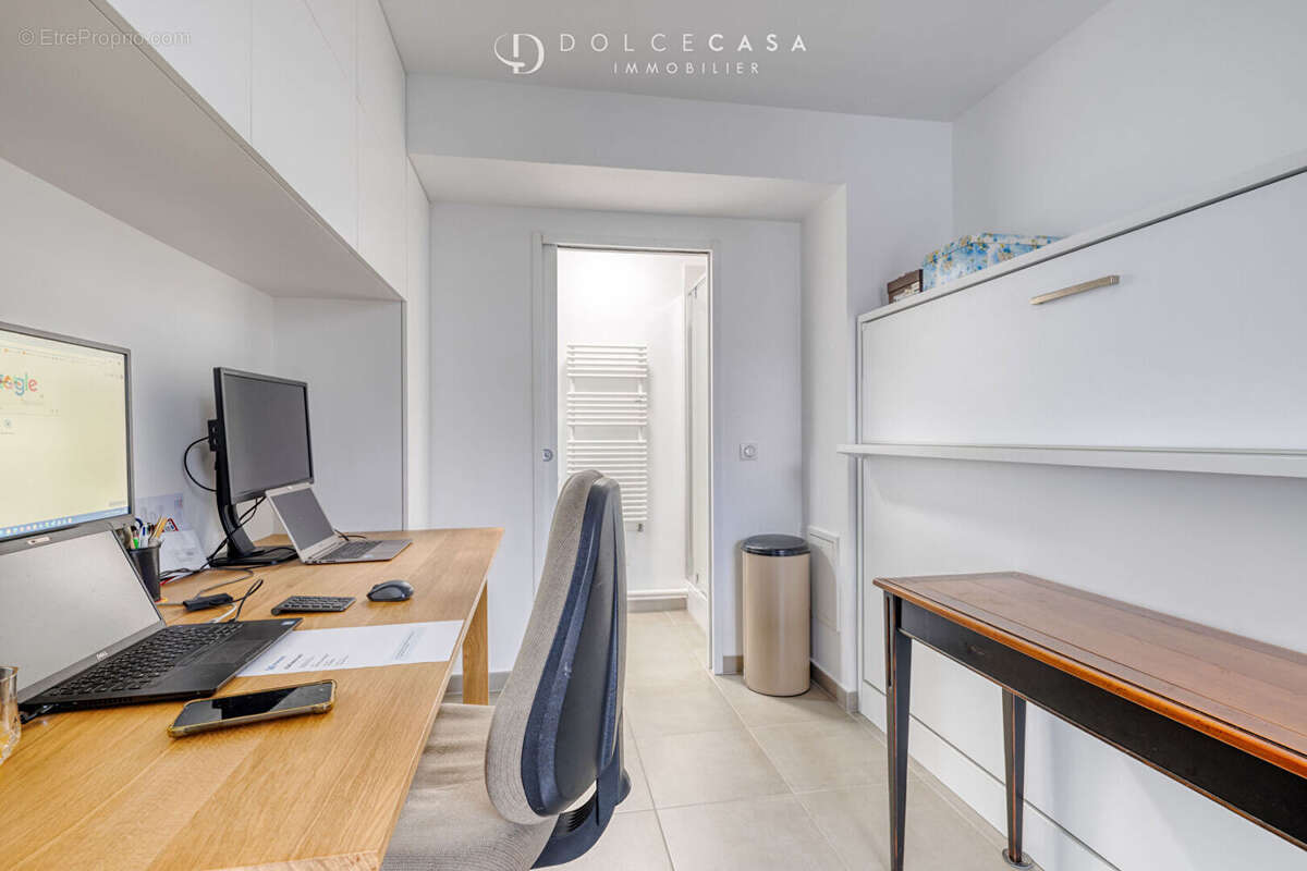 Appartement à NOGENT-SUR-MARNE