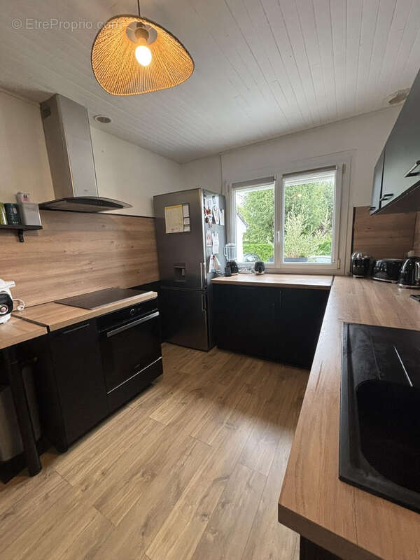 Maison à SAINS-EN-AMIENOIS