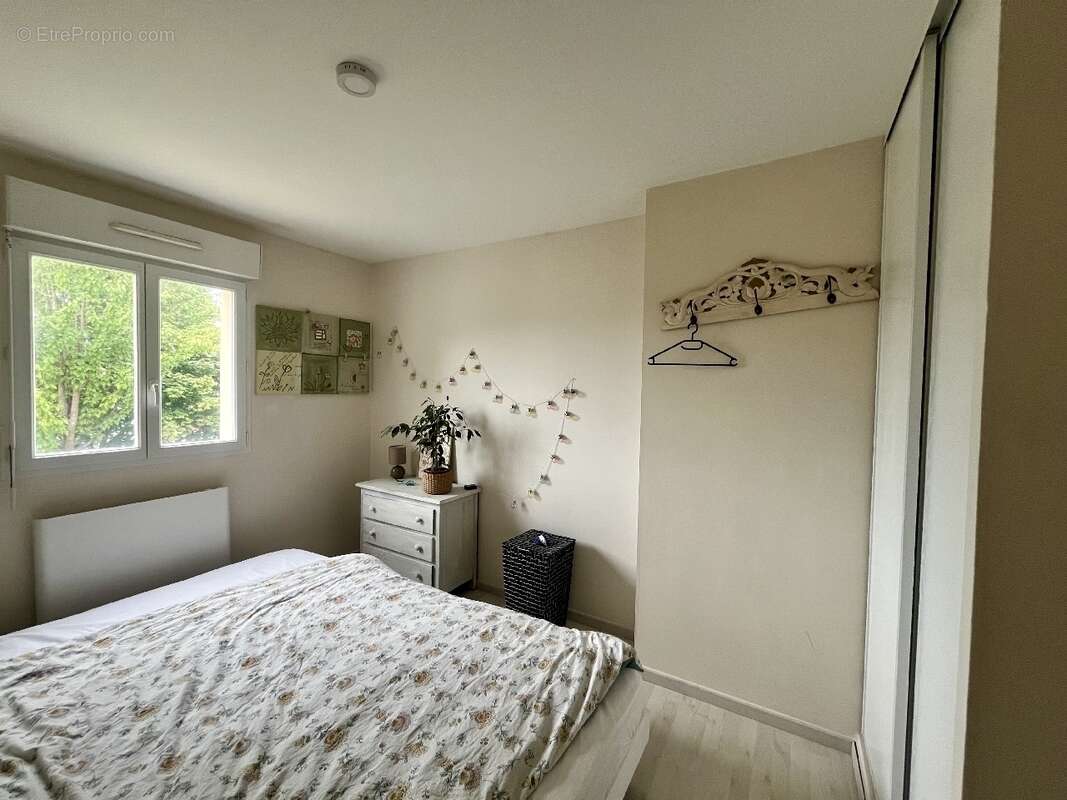 Appartement à PORT-EN-BESSIN-HUPPAIN