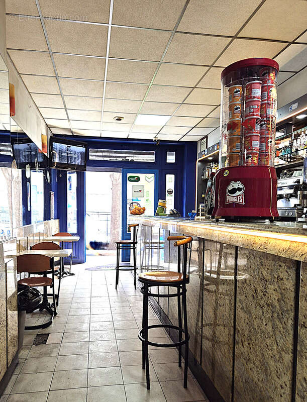 Commerce à MARSEILLE-1E