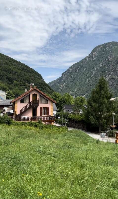 Terrain à LA LECHERE