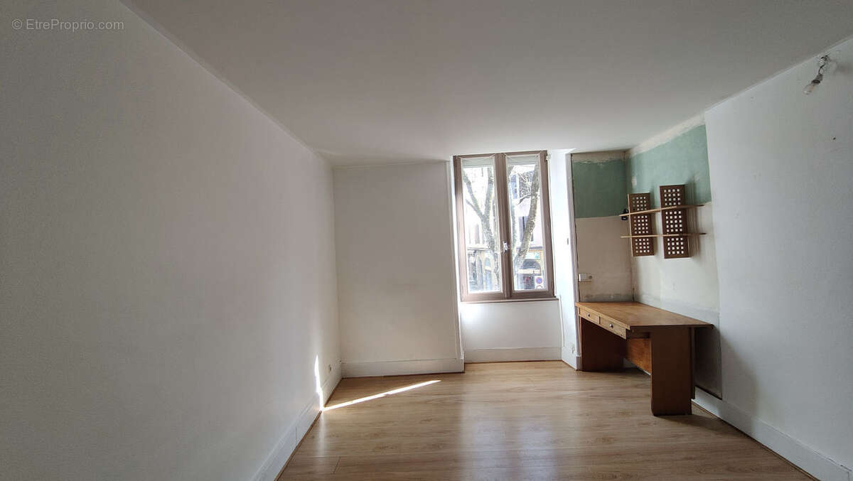 Appartement à AUBENAS
