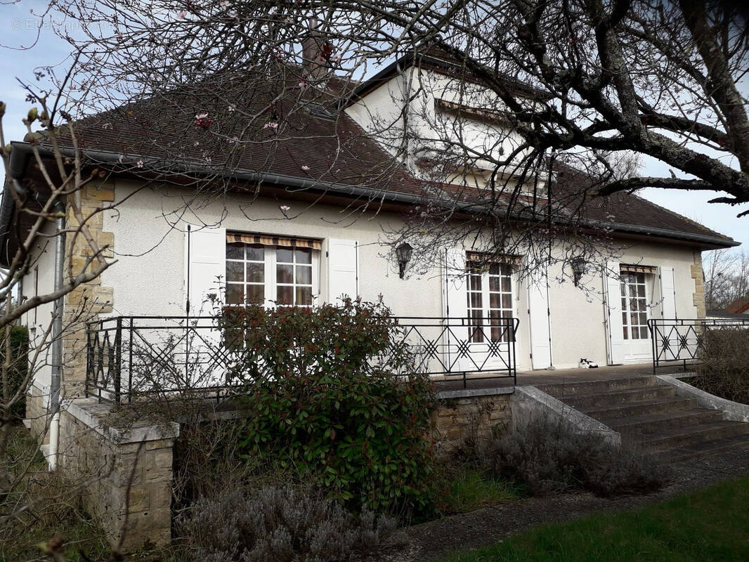 Maison à DECIZE