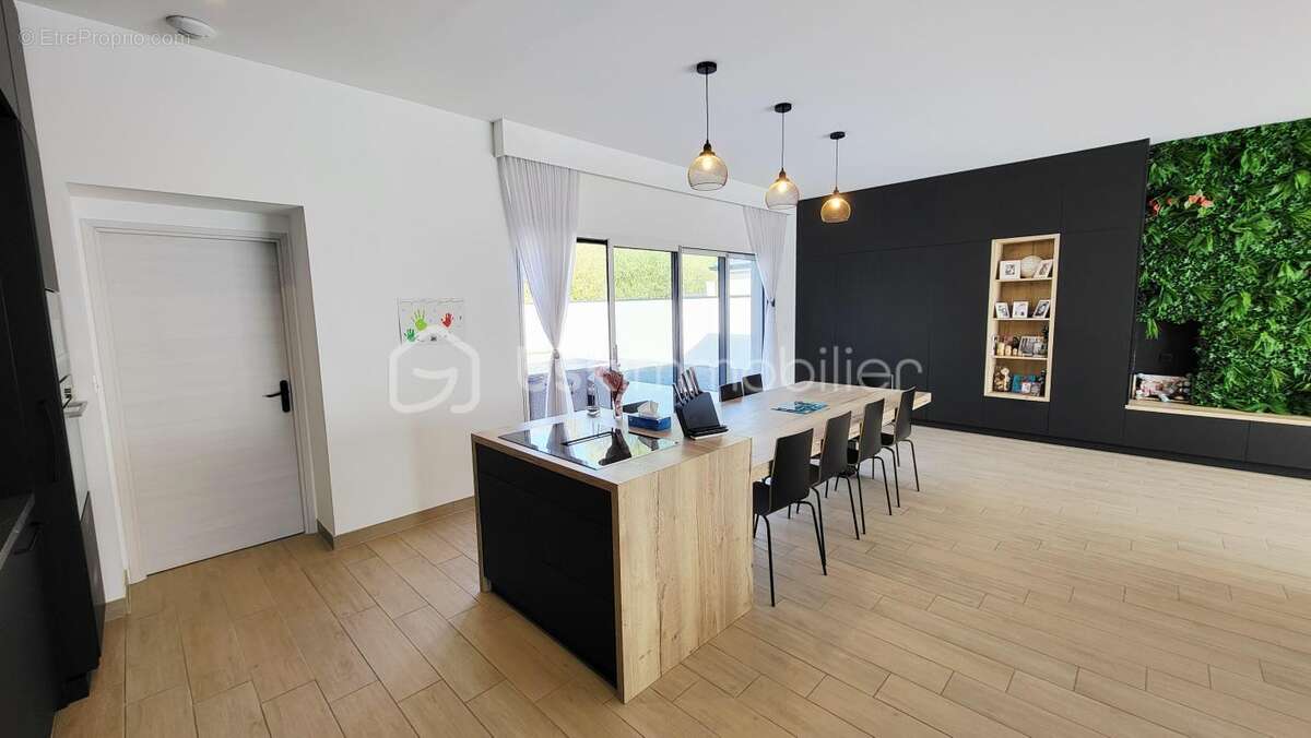 Maison à WARMERIVILLE