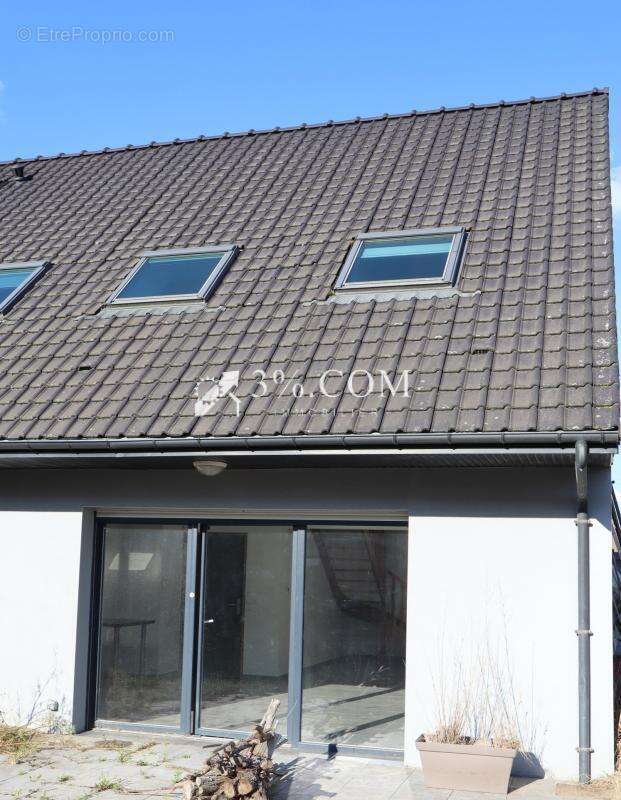 Maison à GONDECOURT