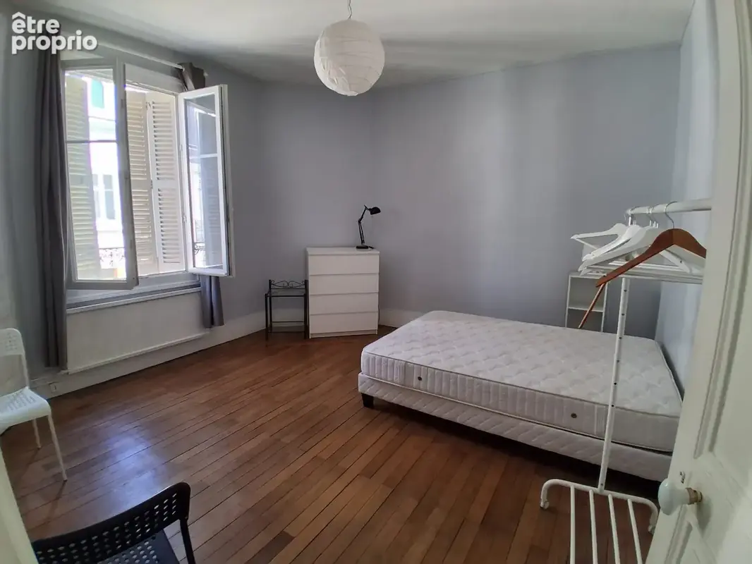 Appartement 59 m² à Tours  - photo 2